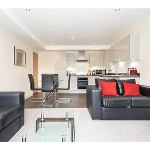 Stylish Flat Near The Centre - Pass The Keys Apartment York